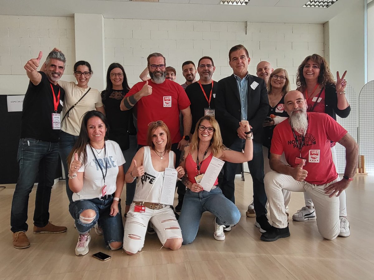 Després de tota la lluita mantinguda a les eleccions sindicals de <a href="/Mango/">MANGO</a> la #UGT guanya les eleccions.

Enhorabona a totes les companyes i companys pel bon treball i a <a href="/UGTcomercio_cat/">UGTComercioCatalunya</a>  pel suport i dedicació per portar endavant aquest difícil procés.

UGT - 13
FETICO - 8