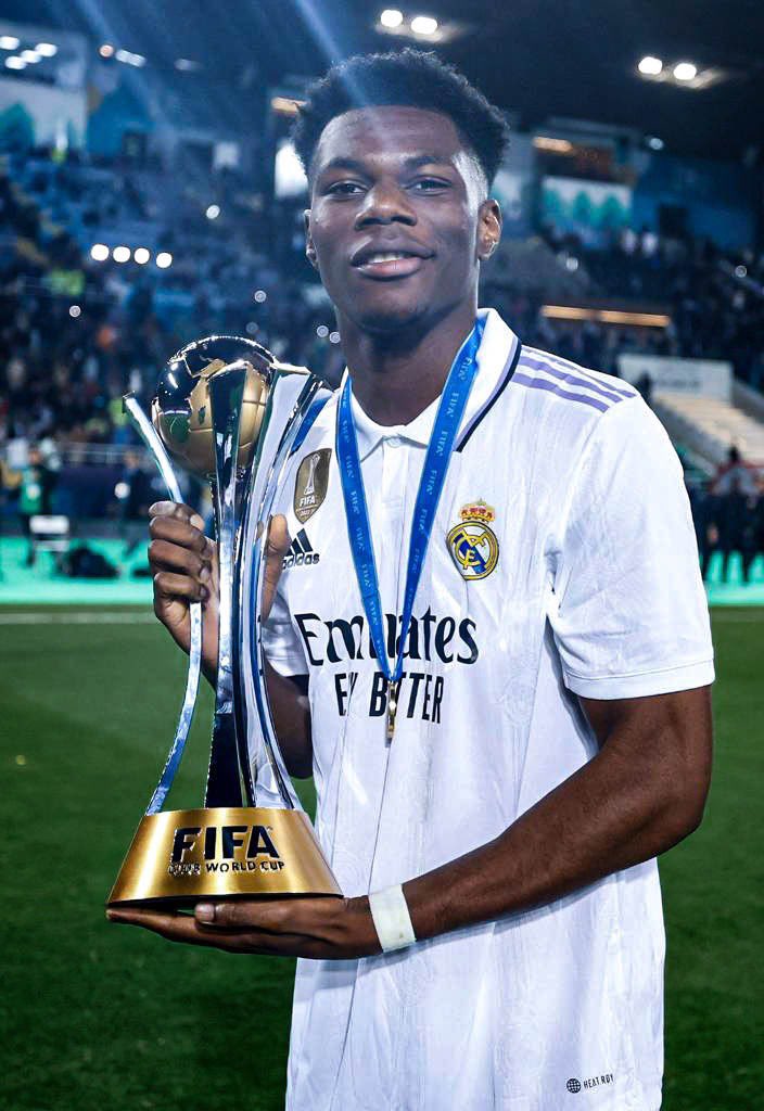 📰 Transfer Rumours: Liverpool have reportedly launched a £55million offer for Aurelien Tchouameni.

A latest report from El Nacional has stated the Reds are looking to take advantage of the player's situation and have put offer an offer to Real. 

✍️ Liverpool echo]