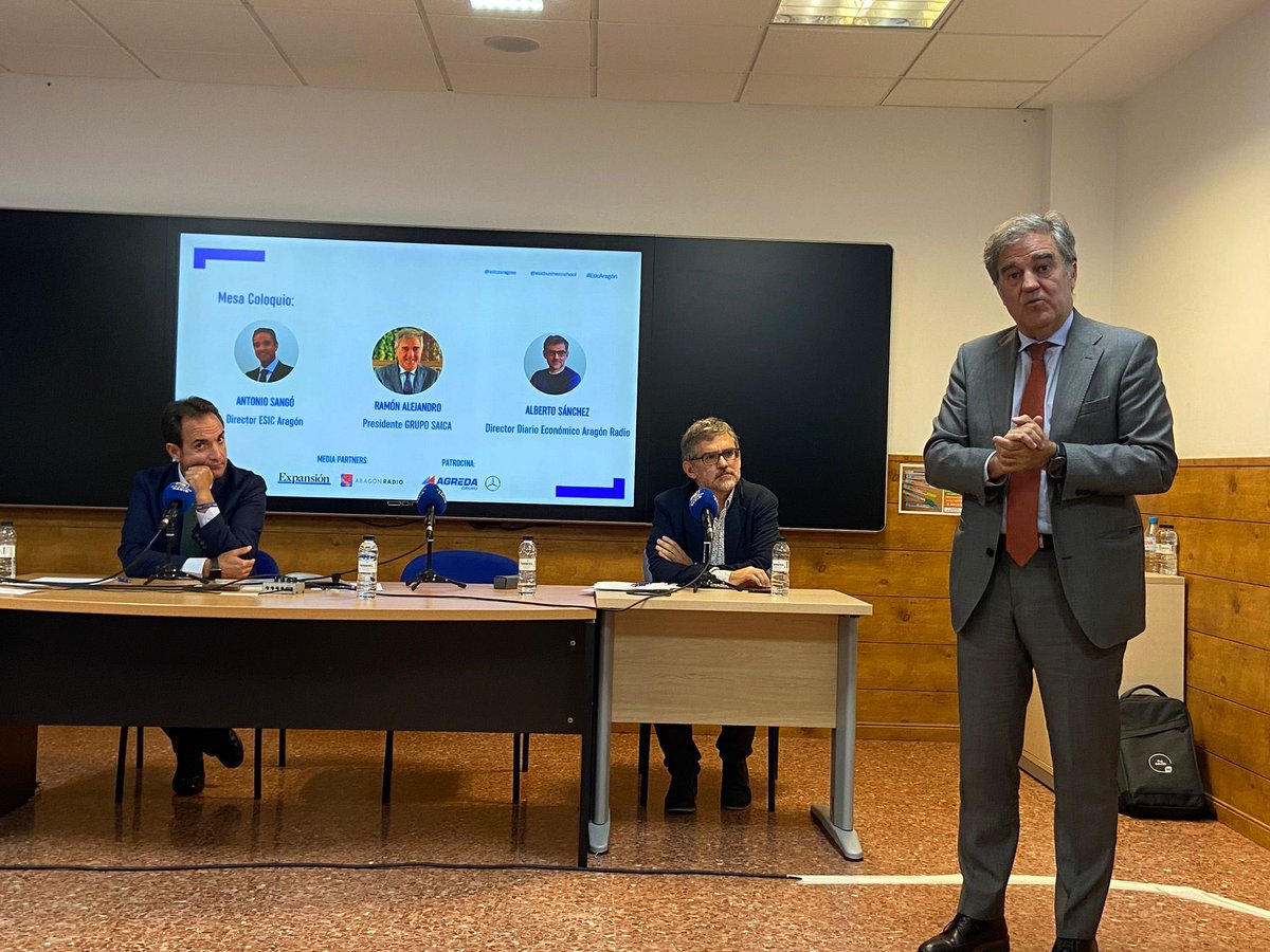 👉Continúa la 22º jornada de #CasosAragonesesDeExito con un coloquio entre:

- <a href="/antoniosango/">Antonio Sangó</a>, Director #ESIC  #Aragón
- <a href="/Nirastrosanchez/">Alberto Sánchez</a>, Director Diario Económico <a href="/aragonradio/">Aragón Radio</a> 
- Ramon Alejandro, Presidente <a href="/SaicaGroup_es/">Saica Group</a> 

<a href="/Agreda_MB/">Ágreda Mercedes-Benz</a> @ESICEducation 

#CasosAragonesesDeExito