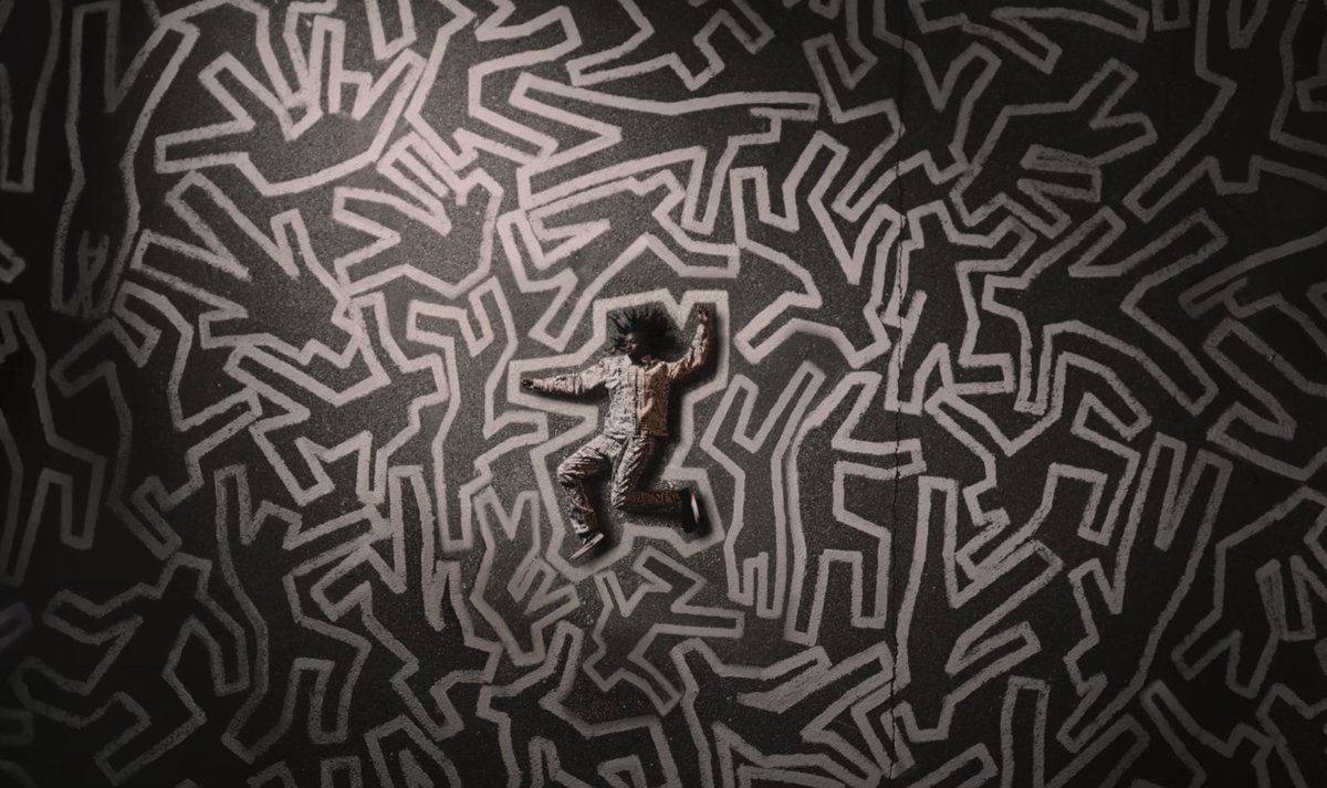 PigsAndPlans's tweet photo. Little Simz music video for "Gorilla," directed by Dave Myers. https://t.co/nFb1jEeFoM