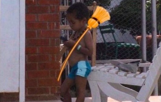 Wheeema's tweet photo. me looking for the perfect song to start cleaning the house https://t.co/g9ZGtjrmIs