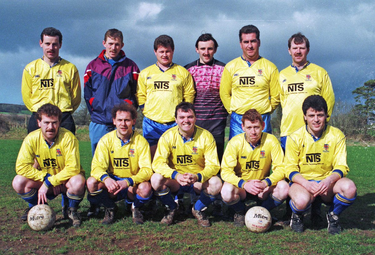 SoccerCork's tweet photo. CORK BILLY SPORT: AUL photos from 29 years ago  Cobh Town, Ballincollig, St J Bosco's, Referees, Village Utd https://t.co/tqXOBHEFwz #localfootball #nostalgia #oldphotos @CorkAul RTs appreciated. #CobhTown @Collig_Afc #BallincolligAFC #StJBoscos @RefereeIreland @VillageUnitedFC https://t.co/llcqijrGrJ