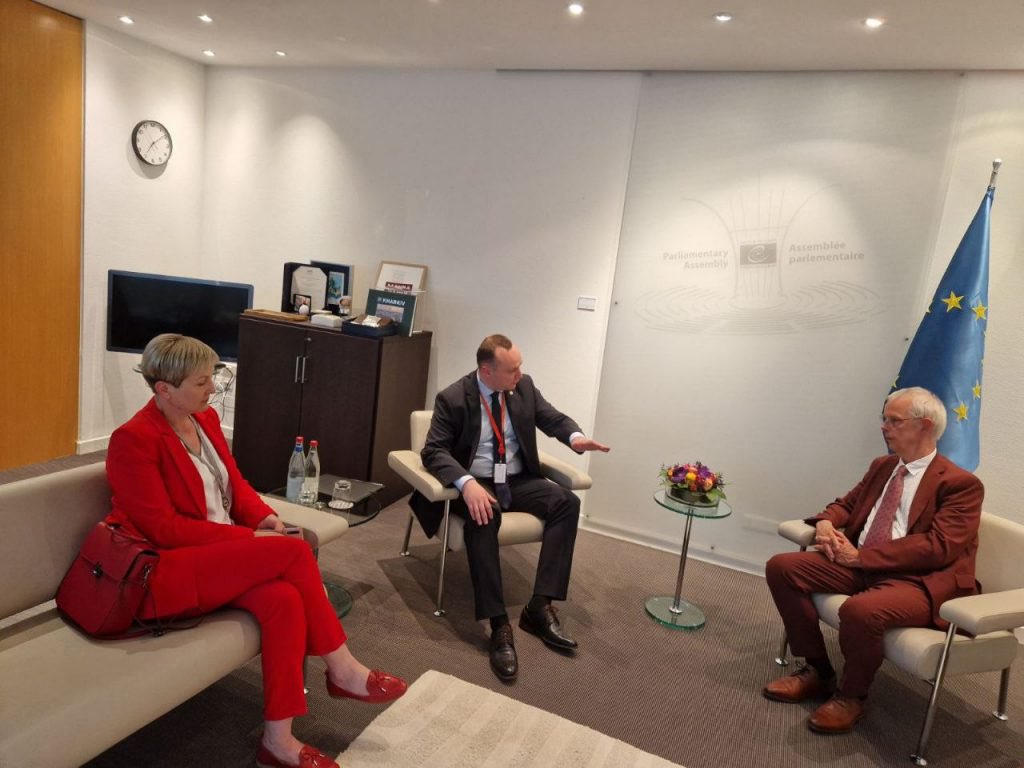 Moldova's Socialists Party (@psrm_en) on Twitter photo Thankful to Mr. Tiny Kox <a href="/PACE_President/">Theodoros Rousopoulos</a> for the opportunity to discuss the last reforms proposed by 🇲🇩incumbent government & parliamentary majority, especially those regarding the justice system. We express our openness for further collaboration. 🤝 Thankful to Mr. Tiny Kox <a href="/PACE_President/">Theodoros Rousopoulos</a> for the opportunity to discuss the last reforms proposed by 🇲🇩incumbent government & parliamentary majority, especially those regarding the justice system. We express our openness for further collaboration. 🤝