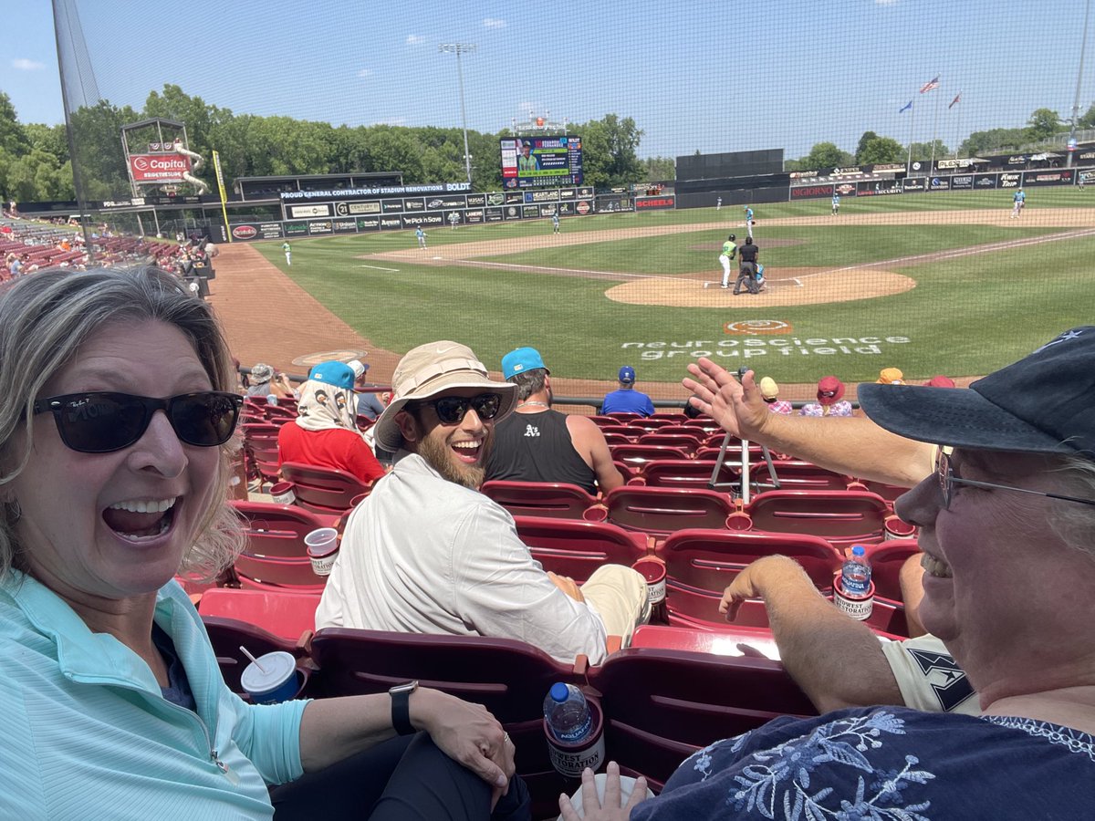bayer715's tweet photo. @TimberRattlers Why can’t it be hotter? #TRats https://t.co/cgKFrcIjdz
