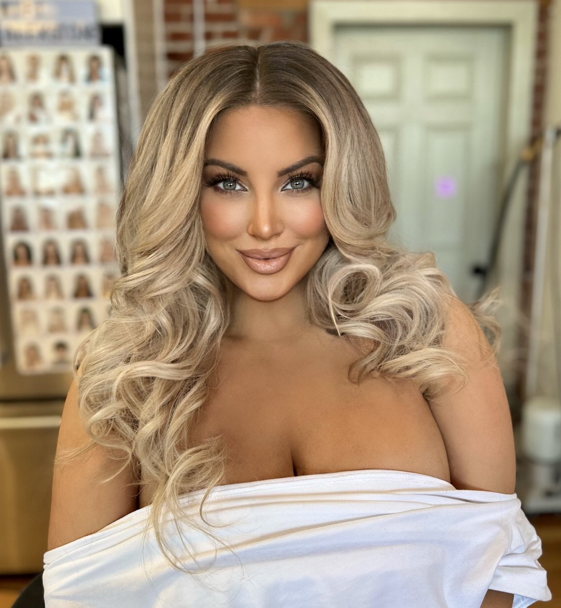 Ashley Alexis S Porn Videos - Ashley Alexiss Social Media Influencer Bio on Socialix