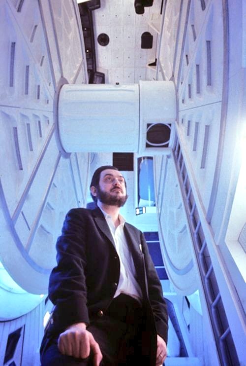 Stanley Kubrick on the set of
'2001 : A Space Odyssey'