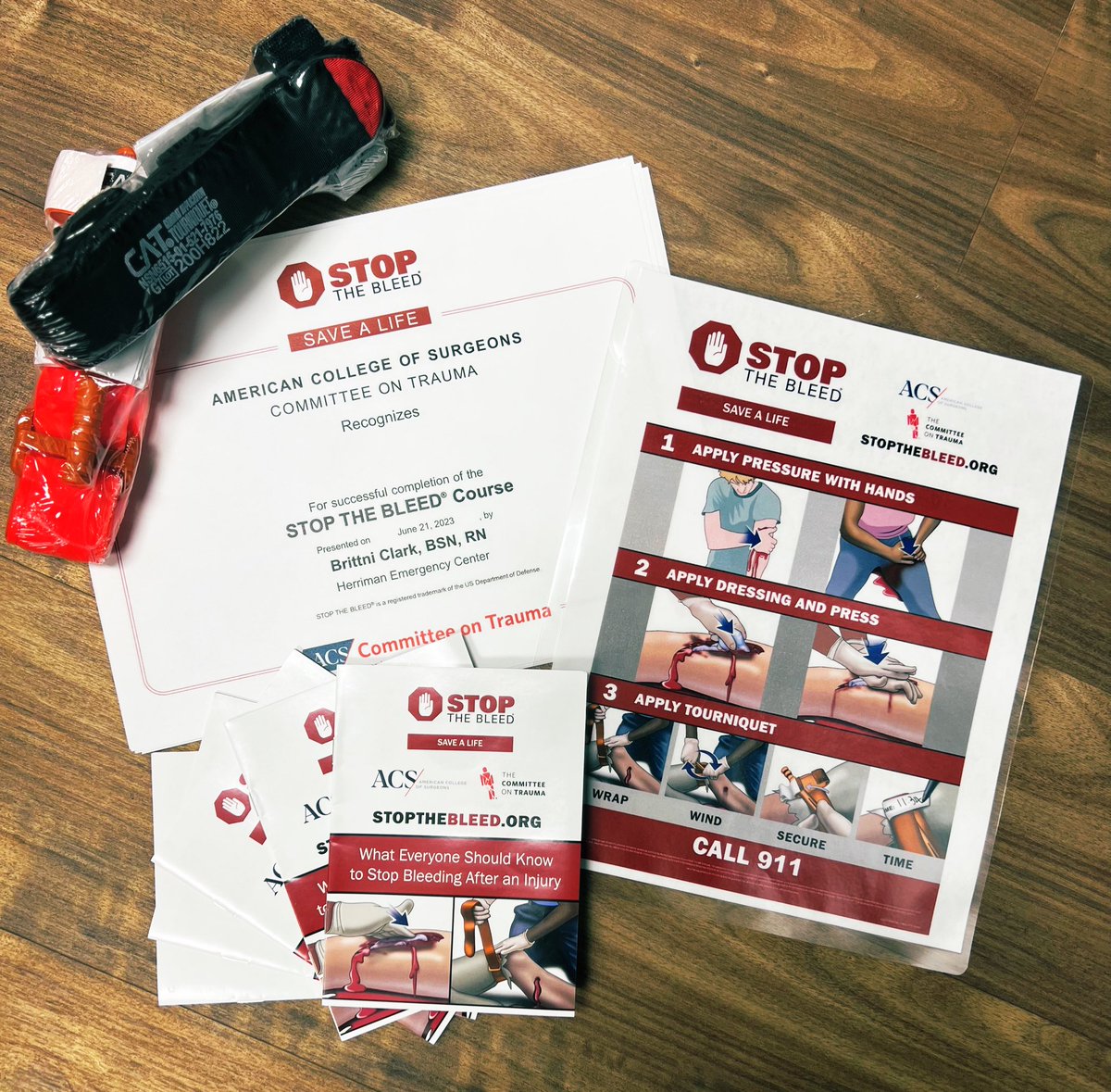Guess who’s back?!? 😎🩸🙌🏼🚑💨
<a href="/Stopthebleedcoa/">Stop the Bleed Coalition</a> @acsSTOPTHEBLEED <a href="/StopTheBleed/">STOP THE BLEED®</a> @LonePeakHosp