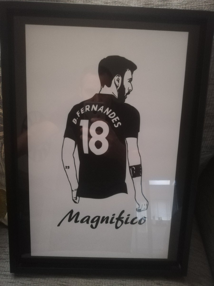 Mint Birthday present from the kids. @AlternativeMUFC @B_Fernandes8 #Mufc #baldisbest