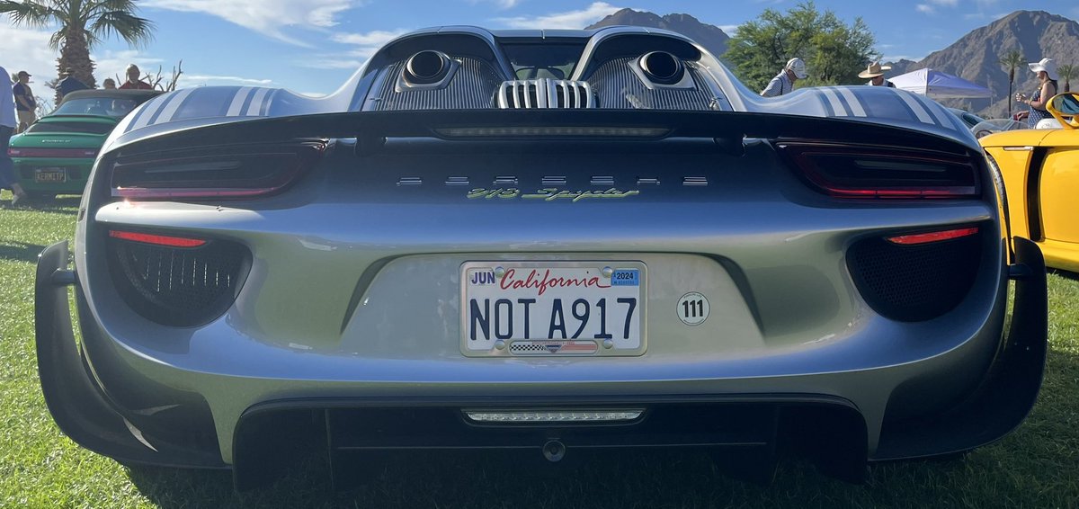 RobHill07's tweet photo. @Porsche @PorscheParade https://t.co/nbgiPvsyKX