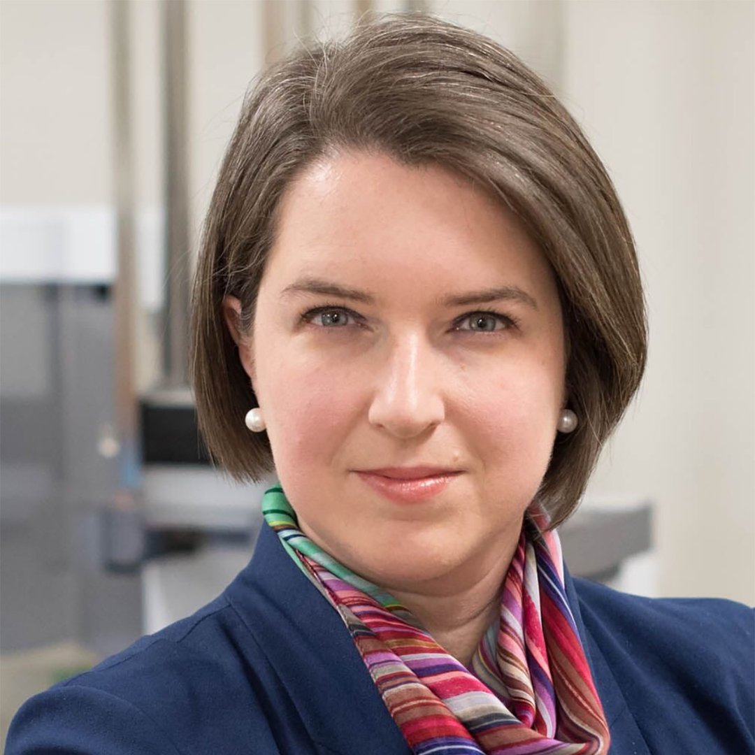 Chan Zuckerberg Initiative (@chanzuckerberg) on Twitter photo Blood is a window into health!🩸
That’s why <a href="/gary_d_reynolds/">Gary Reynolds</a> + <a href="/villanilab/">Alexandra-Chloé Villani Lab</a> are building a 14M blood cell reference that incorporates cells from diverse healthy donors + 27 different diseases. This resource will help researchers who want to learn more about health & disease Blood is a window into health!🩸
That’s why <a href="/gary_d_reynolds/">Gary Reynolds</a> + <a href="/villanilab/">Alexandra-Chloé Villani Lab</a> are building a 14M blood cell reference that incorporates cells from diverse healthy donors + 27 different diseases. This resource will help researchers who want to learn more about health & disease