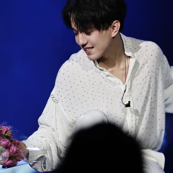 @IraO79497170 Dimash yaradıcılığı ilə ətrafındakı bütün məkanı əhatə edir.... 
Və məni xoşbəxt edir.
DIMASH CONCERT MALAYSIA 
#DimashQudaibergen
#TogetherByDimash
#OmirByDimash 
#Malaysia 
#StrangerWorldTour2023