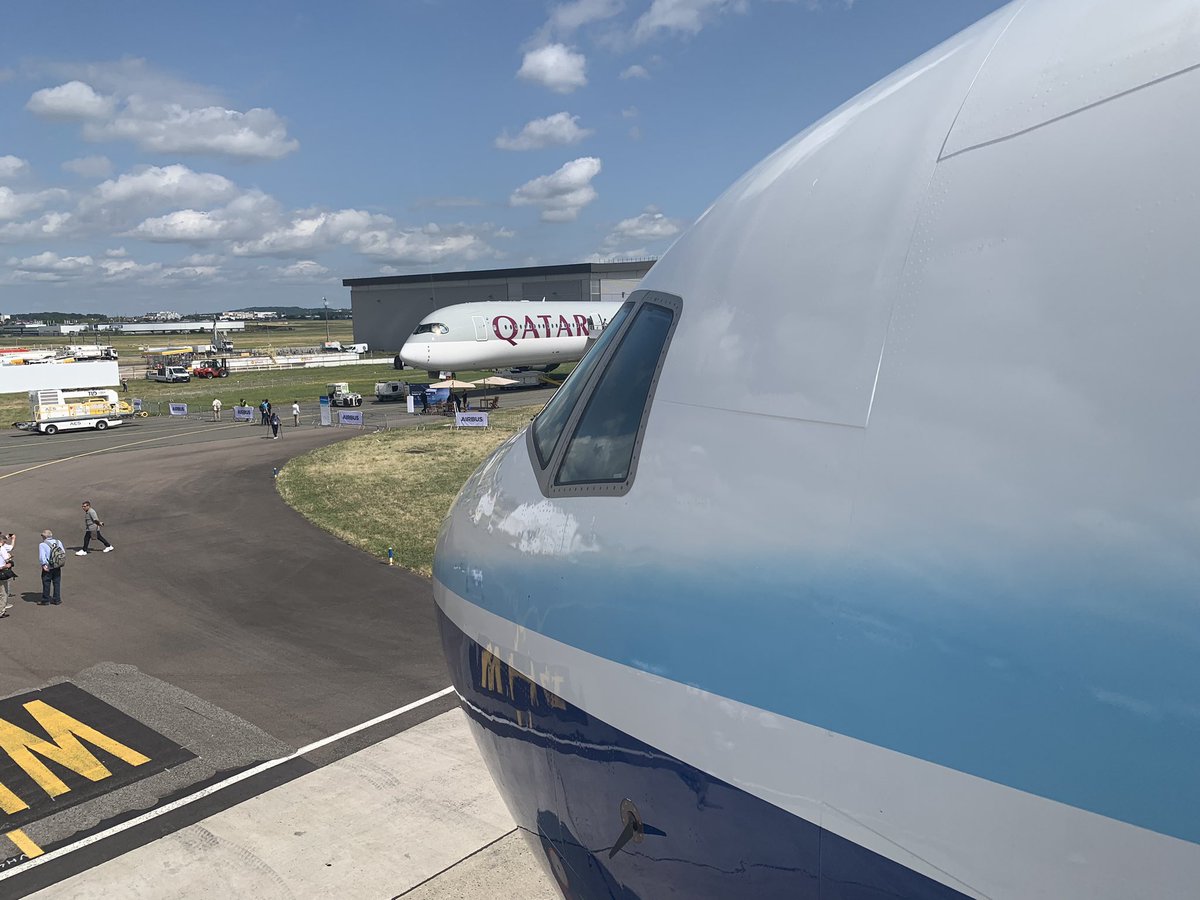 rleiro's tweet image. Some @BoeingAirplanes #777X awesomeness taken today at @salondubourget. #PAS2023 #PAS23