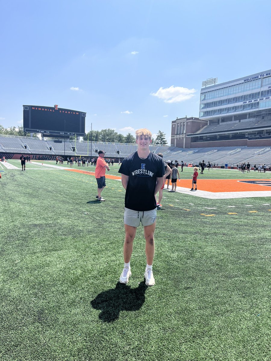 After a great camp and an amazing conversation with @BretBielema I am very proud to say that I have received an offer from @IlliniFootball‼️