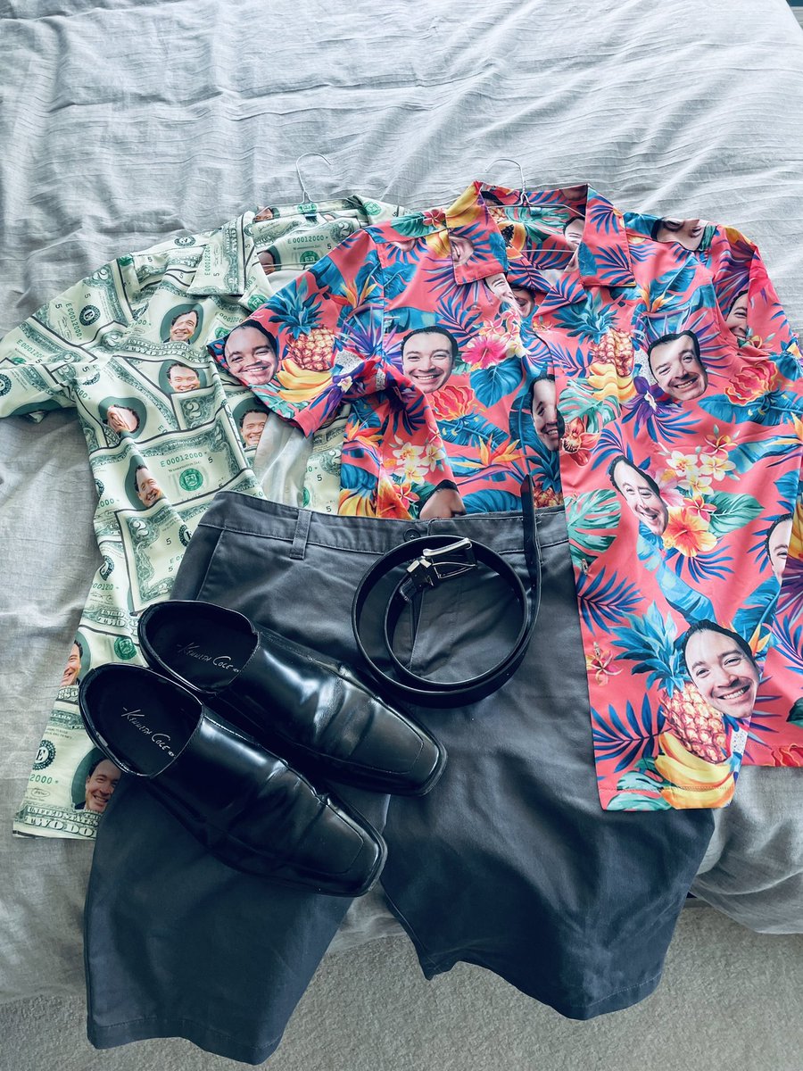 DustinSmth's tweet photo. @litalie @dansjensen I mean, what about this ensemble doesn't scream "I'm here to support the sanctity of marriage?" #itoldyoutheywereluxrious # https://t.co/DOk08RXTjP
