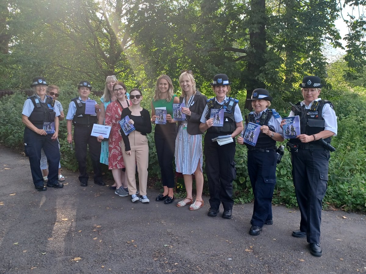 @MPSHillside @MPSVWAbbey @MPSWandle @MPSWestBarnes @MPSCannonHill
A big thank you to all who came out to support our Walk and Talk event to open up the discussion on women's safety.
#StreetSafe
#SaferMerton
#CommunityPolicing