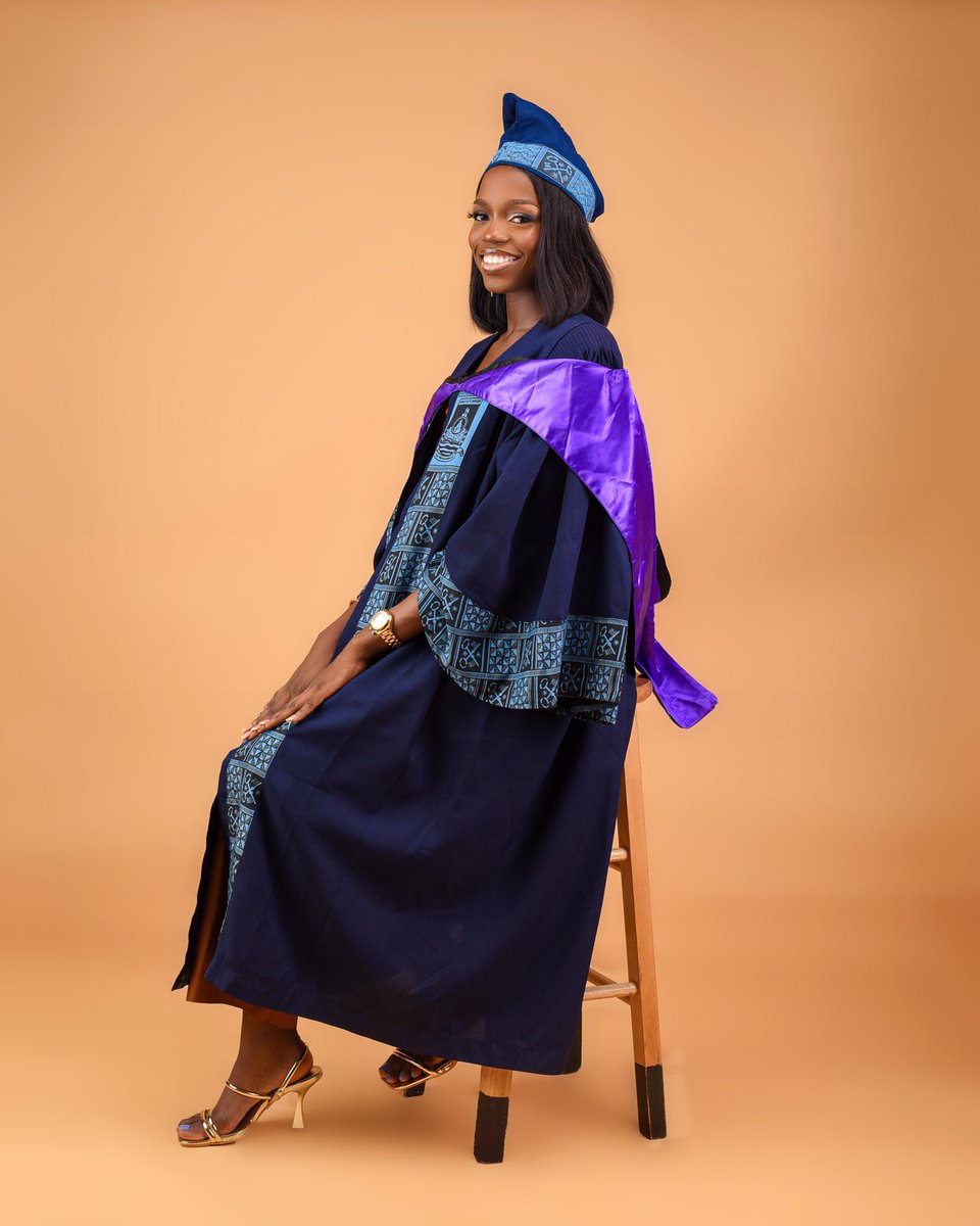 I’m a Degree HOTTER!
Certified Chemist ☑️
Bsc. (Hons) Chemistry done ☑️

Class of 2021
Graduated 2022
Convoking 2023
Thank you Lagos State University 👏
#LASU26thConvocation