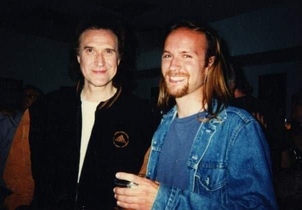 Happy 79th birthday to my uncle Sir Ray Davies of <a href="/TheKinks/">The Kinks</a> 🎂 🎶 🎸 thekinks.info