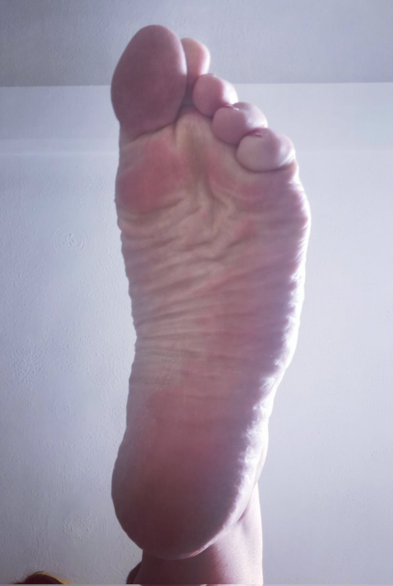 jonesamy28's tweet photo. @thefootlover01 @GamertoesKZ https://t.co/5fLhGpEFIu https://t.co/MXuNtcoGp0