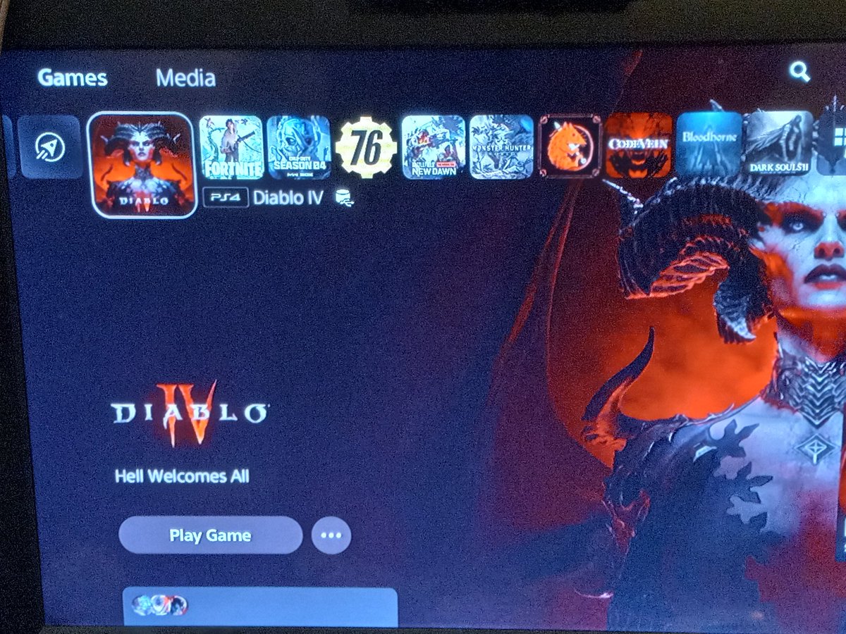 SilverFang_420's tweet photo. Guess who got #DiablolV ! Gonna be my #firsttime playing #Diablo nd ima #stream it!! I'll be #livesoon still trying to wake up a bit lol #GoodMorningTwitterWorld  lol #twitch #twitchstreamer #streamer #gamer #LetsGo #mentalhealth #gamerlife #gamergirl #ps5 https://t.co/0e5lhGgIXy https://t.co/ZO4PFJsA3a
