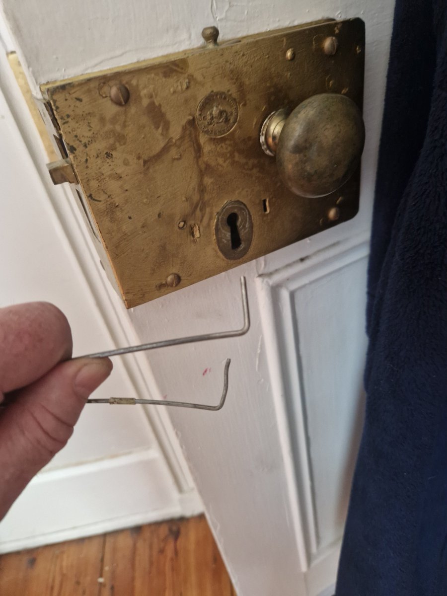 The right tools + the right knowledge = the right result. #locksmithsnorwich #easymaths
