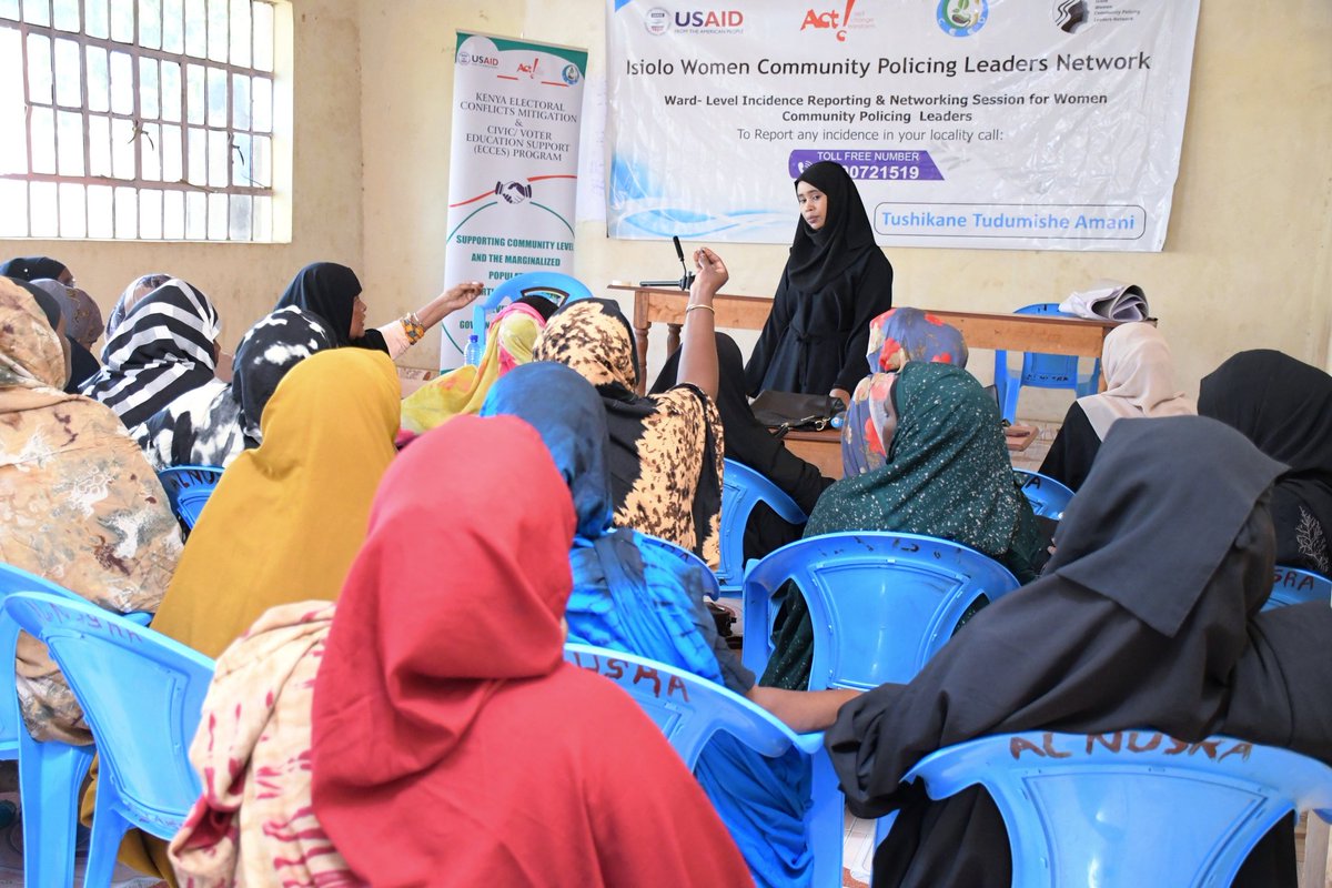 Isiolo_CEED's tweet photo. To address the root cause of conflicts requires a proper application of alternative dispute resolution mechanisms to existing or emerging conflicts. Involving women community policing leaders in matters of peace will go a long way.
#TushikaneTudumisheAmani
@USAIDKenya 
@tendasasa https://t.co/Cba9Y6cZbs