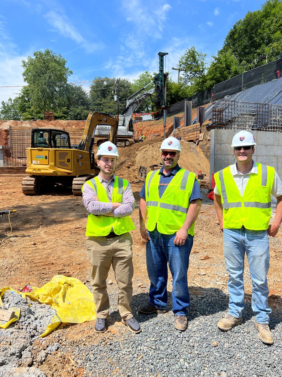 CCI_Contractors's tweet photo. #CharlotteInterns had a great day exploring the early stages of East Boulevard Apartments. They learned about tying rebar and how to provide #qualitymanagement to a project. Interns were feeling inspired after a day on the jobsite and with their mentors! #ConstructionInternship https://t.co/xsELQ8UmLK