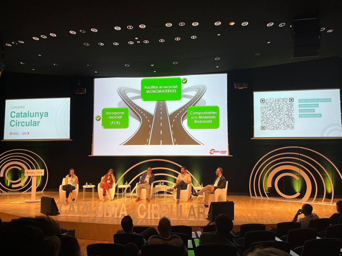 packcluster's tweet photo. El nostre soci i membre de la Junta Directiva, Pere Coll d'#Enplater ha participat en el Congrés #CatalunyaCircular per explicar el #packaging en un món #sostenible https://t.co/1sgaQfk0No