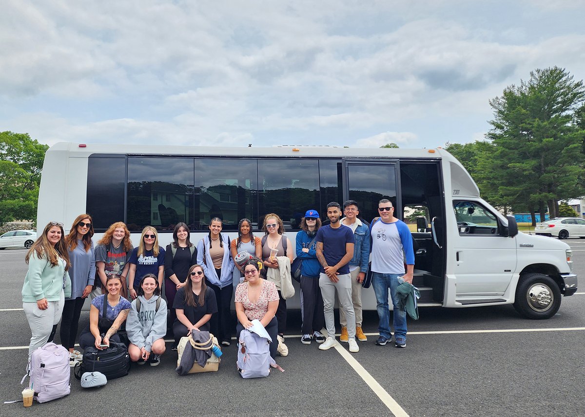 BrookdaleCCIEC's tweet photo. Our faculty-led program to London.  Students have traveled with professors Sara Burril and Brian Oland to London as part of their introductory courses in Psychology. https://t.co/QCQzwjVWnQ