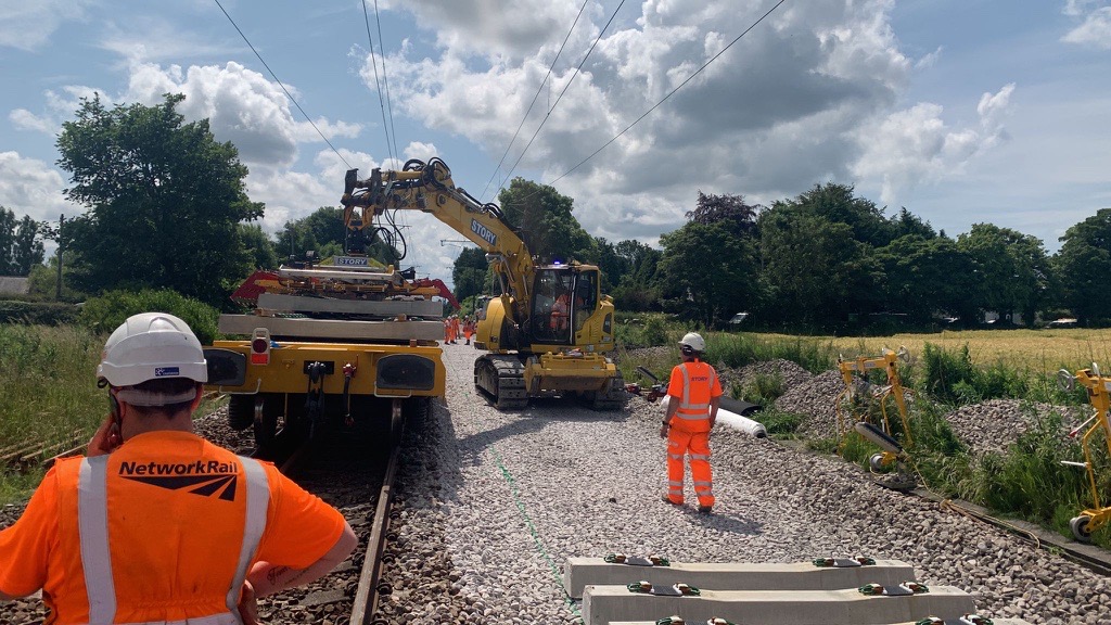 LNER's tweet photo. Planned engineering work continues between Newcastle and Alnmouth!🛠️

We're currently operating a reduced service north of Newcastle with extended journey times. Please check before you travel at https://t.co/fVVo8HHkHd https://t.co/ihOH5od3lD