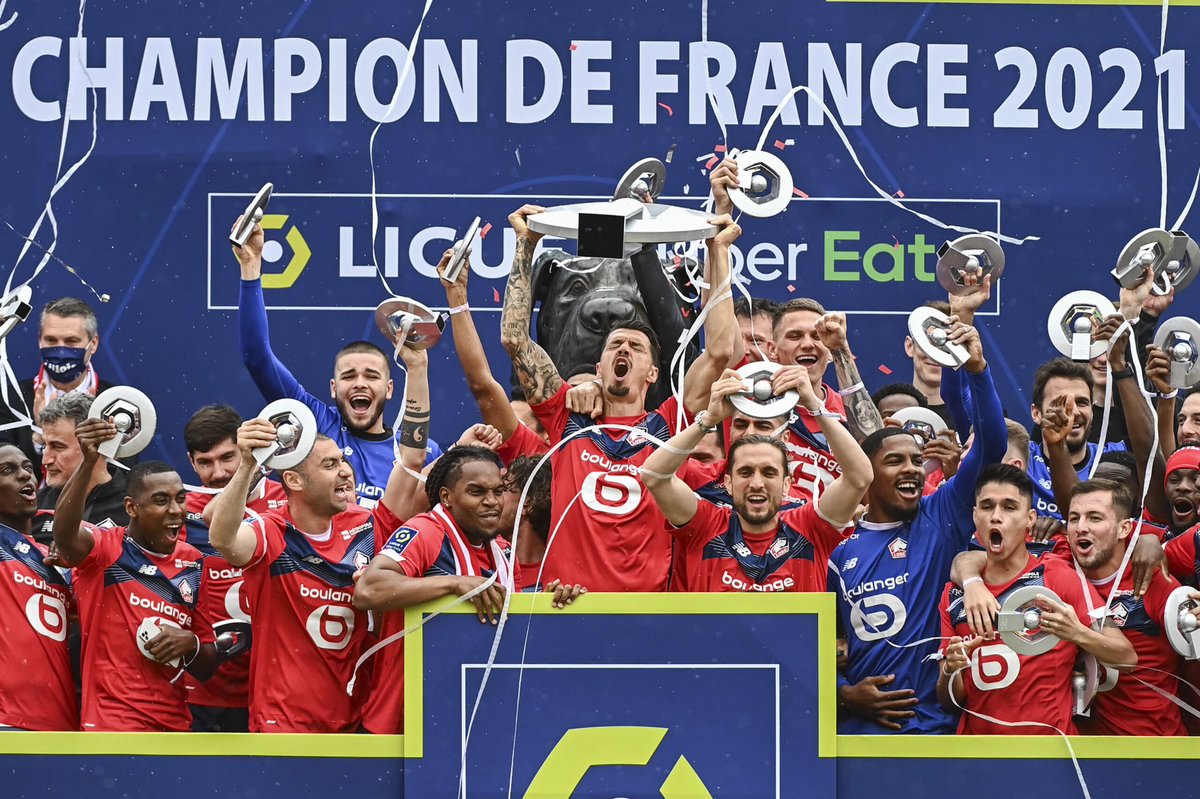 ActuL1_'s tweet photo. Quel est le plus beau Champion de France de la dernière décennie ? 😍🇫🇷🏆 https://t.co/xoZoYtRF59