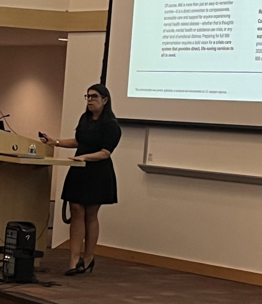 Excited to have our former APD <a href="/darakass/">Dara Kass, MD</a> back in house! Giving a talk on how the federal government works and healthcare access. <a href="/HHSGov/">HHS.gov</a>