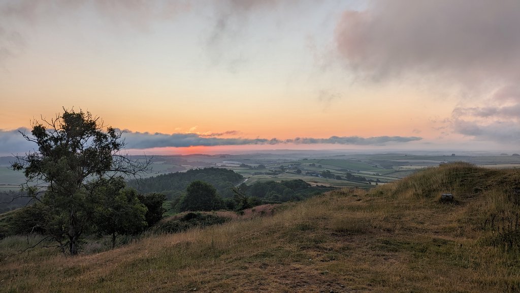 Soulful Solstice ~ South Dorset Ridgeway, Blackdown @DorsetAONB @VisitDorset
@VisitEnglandBiz 
@Visit__Weymouth 
#portesham #Dorset #ThePhotoHour