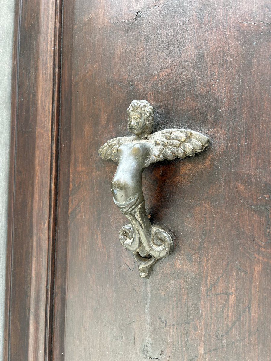 Laura Strange tweet media