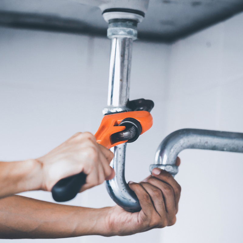 The warmer weather can negatively affect our #centralheating. With higher temperatures often causing #pipework to overheat, we have given some advice on how to prevent your home's water pipes from overheating: carshalton-boilers.co.uk/stop-pipes-ove… #Plumbing #PlumbingAdvice #WednesdayWisdom