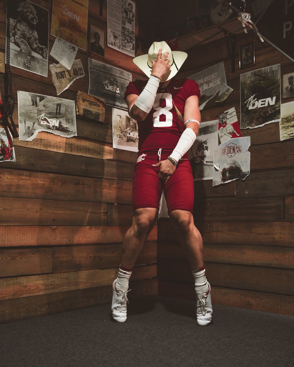 AngeloPetrides2's tweet photo. Enjoyed my time up in Pullman! Thank you for all the love and support❤️❤️❤️@WSUCougarFB @CoachDickert @SchmeddingJeff https://t.co/R7yLLRYezL