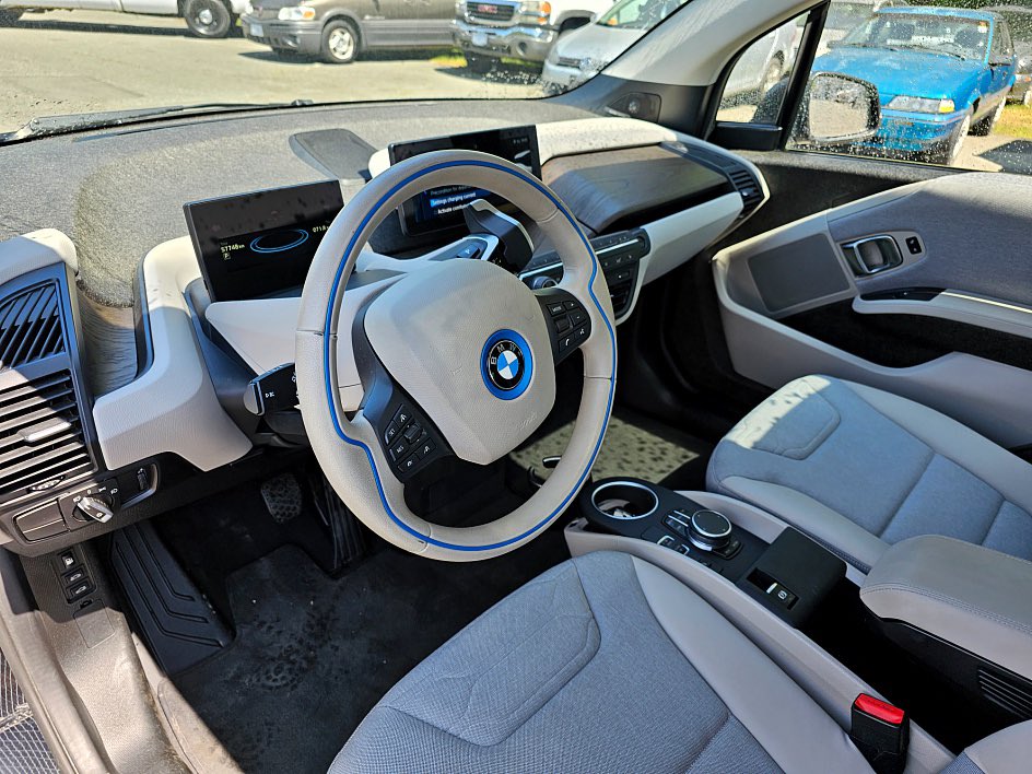 usedcarcentre's tweet photo. The Electric Cars are slowly appearing on our lot! ⚡️Check out this 2018 #BMW I3S. With only 58,500 KMs. Power everything. Dual sunroofs. Heated seats. Navigation. Cruise control. Driver assistance package. Many more options in this beautiful I3S. Come check it out today! 👍🏼 https://t.co/jWtb0y9r2W