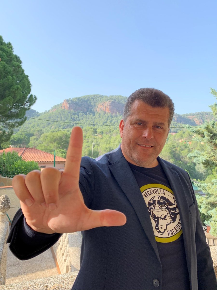 RaulTrabalon's tweet photo. Tot el meu suport als afectats per l'#ELA #FesunGestperlELA #ELA #totpervacarisses  #fmiquelvalls #fundacionluzon #Vacarisses https://t.co/U4kF7V5Scq