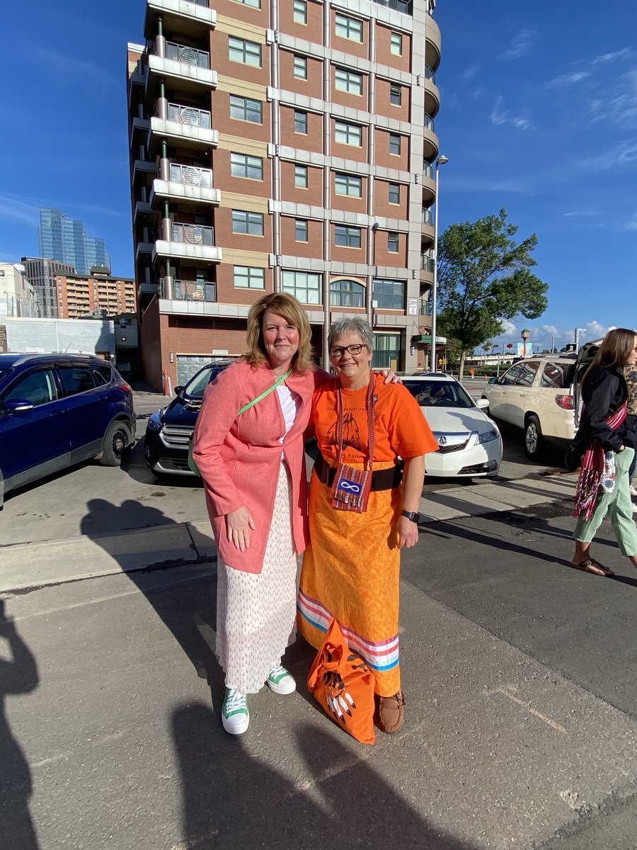 So nice to join the Trellis Society for a morning walk and connect with the beautiful Chris Racz. Being an ally is about listening and getting involved and I am so glad that I did. #TdInTheCommunity #NationalIndigenousPeoplesDay