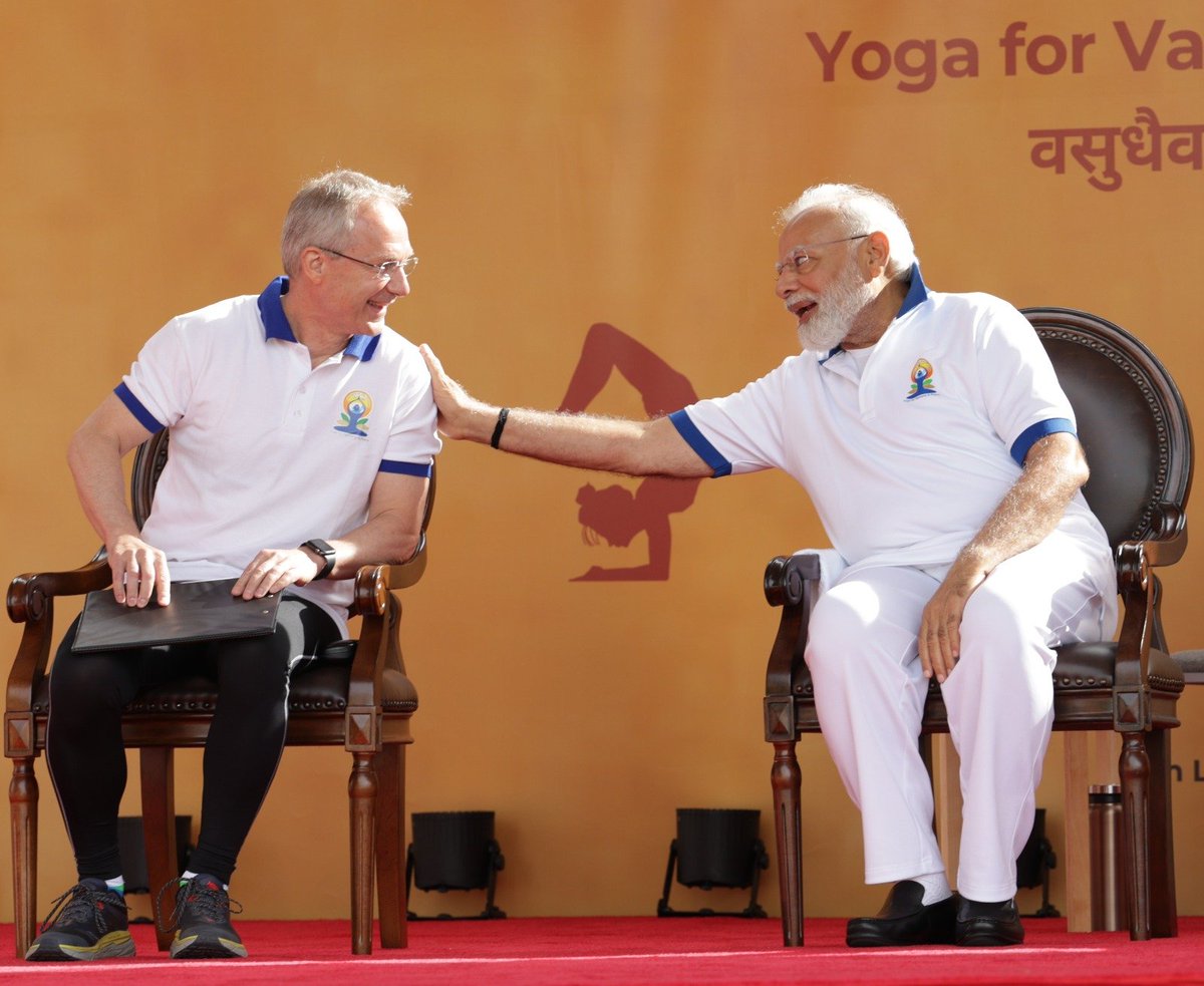 Gratitude to @UN_PGA and @NYCMayor for joining us in celebrating the International Day of Yoga in New York City. Their participation underscores the universal appeal of yoga, bridging nations and cultures for the common goals of health and peace.
