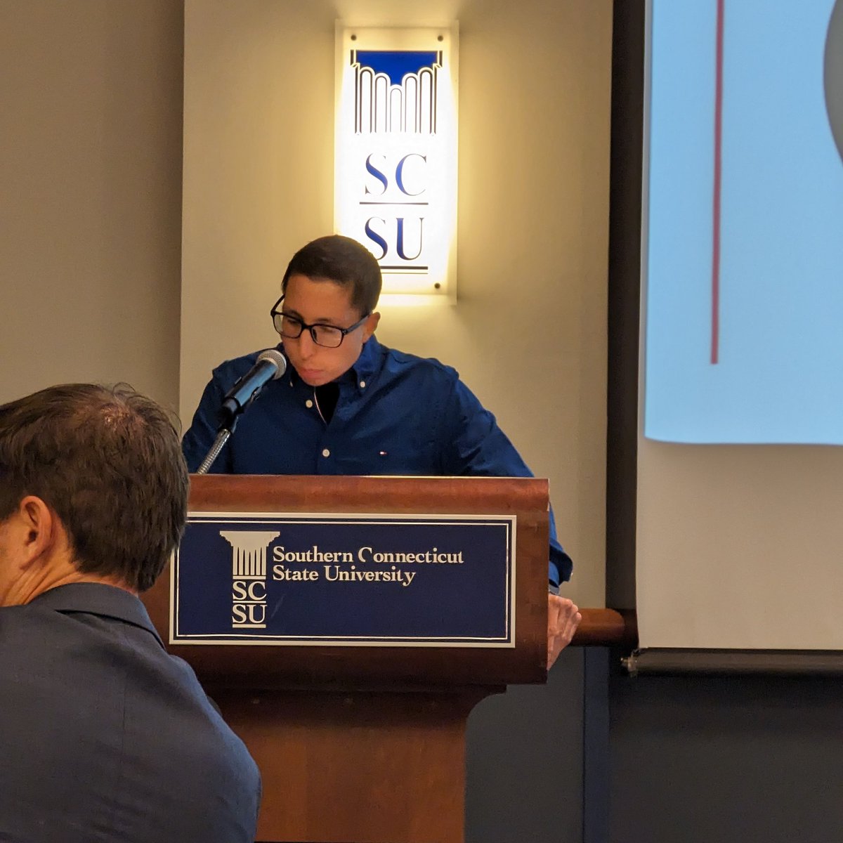 ilivelifebrand's tweet photo. 📸 Powerful moment at @SCSU 🎗️Jim Zarifis (the founder) delivered an inspiring speech to raise awareness for pediatric cancer. Let's make a difference together! #PediatricCancerAwareness #cancersurvivor #Inspiration #ILiveLife #Hope #Resilience #inspiration #SpreadAwareness https://t.co/FL0eVOvJoW