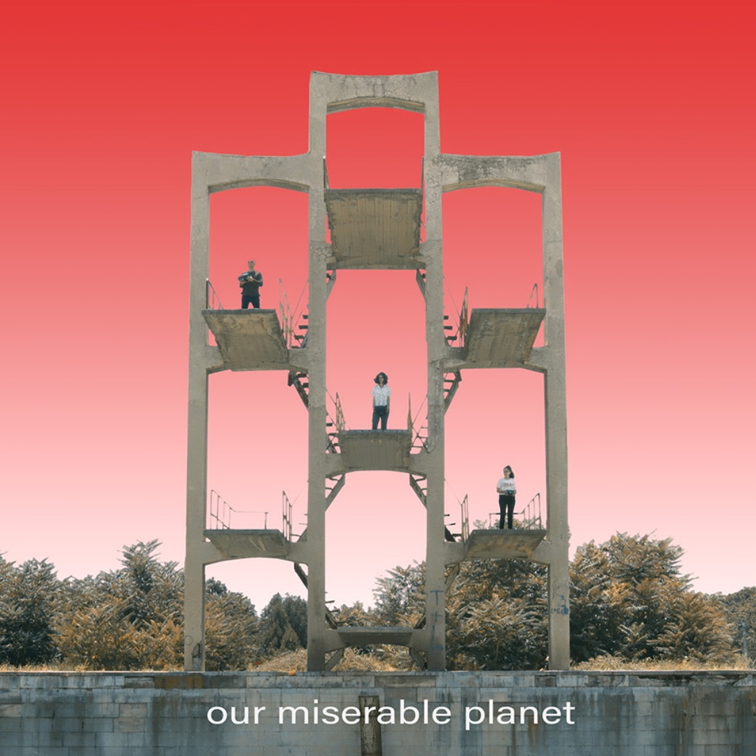 MillennFilmJnl's tweet photo. "In Echmiadzin, Armenia, stands an abandoned 1960s-era diving tower... In its current dilapidated state, a once utopian vision now resembles an urban wasteland."⁠ — Elizabeth Lowe on Andrew Demirjian's film "We Send Our Signal" (2021) in our current issue #MFJ77 available now⁠. https://t.co/ZtDO4bYDiQ