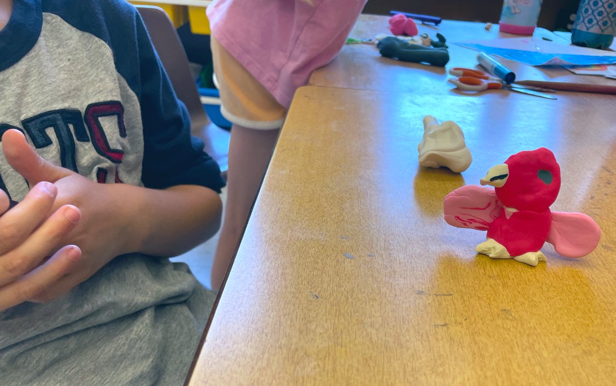 MrsShonasClass's tweet photo. Using our new learning to build our animals and their habitats using Model Magic! Lots of experimenting with colour mixing and using 3D shapes to create our sculptures! Some S’s chose made their #BarnabusProject hybrid creatures!@orioleparkjps @tdsb https://t.co/Rh1KsPUALb
