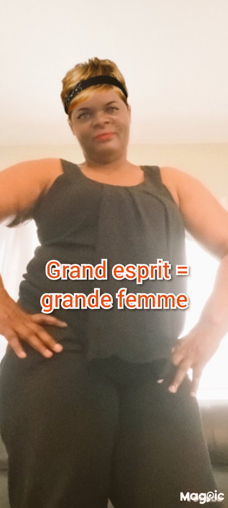 Pierre15Magalie's tweet photo. Je suis une grande femme dans la mentalité.
Les petits esprits comme vous s'en vont.

Tu es trop pauvre de mentalité.

Mon esprit est plus grand que la grandeur de l'histoire de mon pays, qui est si grande.

Dessalines était grand dans la mentalité qui a conduit à la révolution. https://t.co/ODbCCPyqll