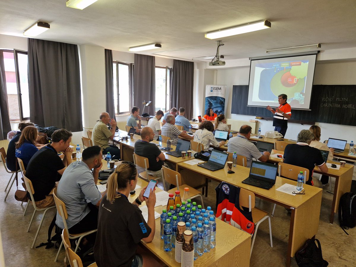 ValkyriesH2020's tweet photo. Today, the city of #Stupava hosted the first day of Use Case 2, a cross-border disaster response exercise involving the spread of toxic substances between the borders of Slovakia and Italy. https://t.co/F6XmdNiZLE