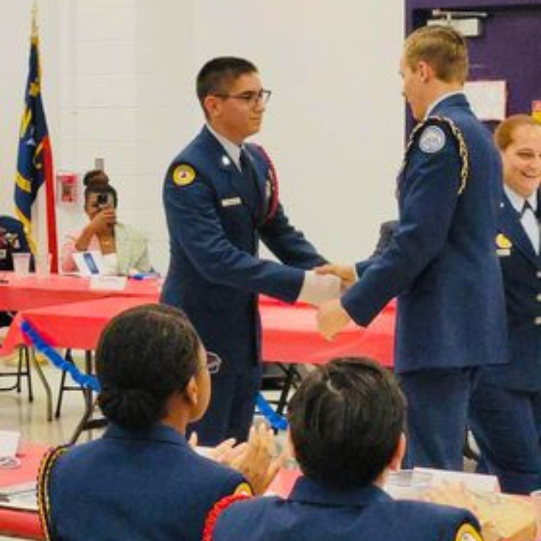 Alum spotlight: Congratulations to DS alum Sergio (‘20), who recently got promoted to Group Commander for Jr. Air Force ROTC at Riverside High School and was named a Student of the Month. Way to go, Sergio! 
 
#DukeSchool #AlwaysADragon #DSMoreThanReady