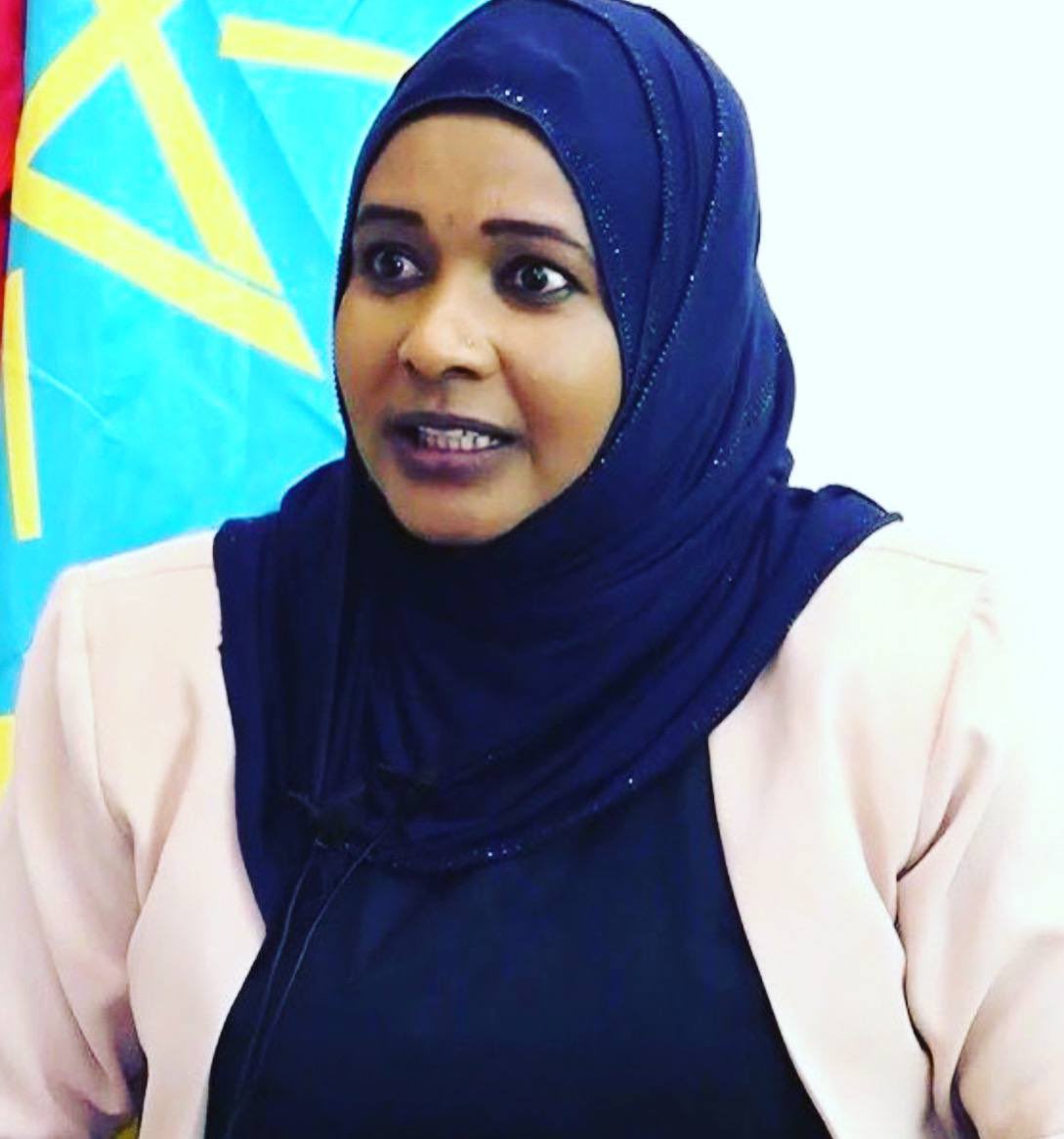 የቀድሞዋ አፈጉባኤ ኬሪያ ኢብራሂም መረጃ በማጥፋታቸው የራያ አላማጣ የማንነት ጥያቄ እንዲጓተት ምክንያት ሆኗል ተባለ የራያ አላማጣ ማህበረሰብ የማንነት ጥያቄ እልባት እንዲሰጠው በሚል ለፌዴሬሽን ምክር ቤት የላከው ደብዳቤ በቀድሞ የምክር