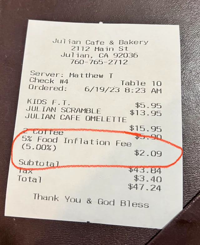Inflation? What Inflation? ⚠️

They need to just build this into the menu items. Not add it on the bill later. 🤨