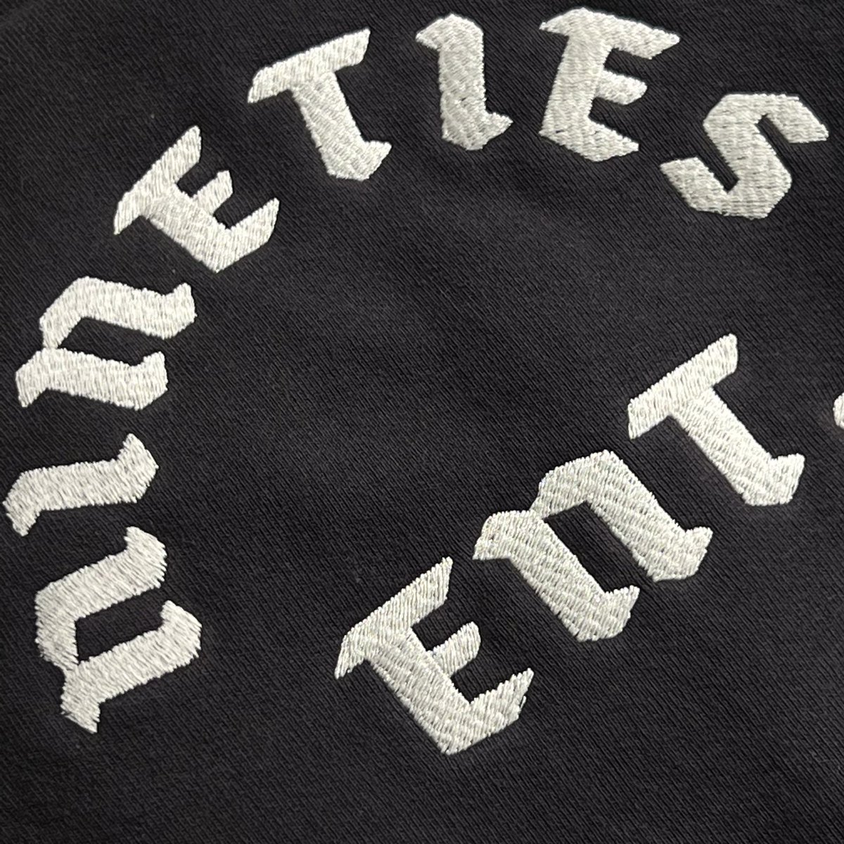 90s_kids_club's tweet photo. Arch hoodie - made in USA and Embroidered in Canada

Available on 

https://t.co/yPdD4kGUip https://t.co/kGsBU8zx1Z