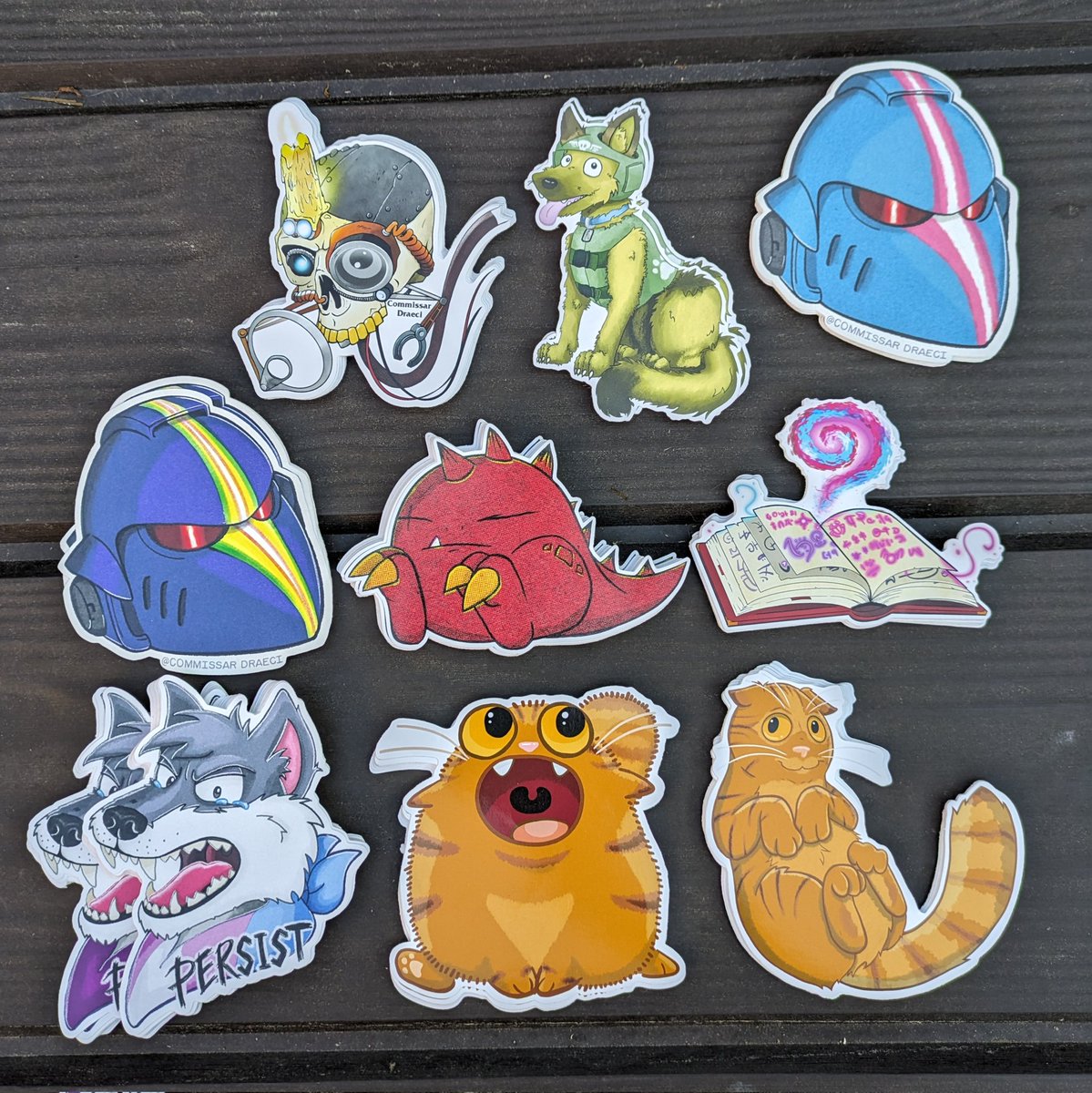 CommissarDraeci's tweet image. A reminder that you can support me while I'm on bed rest and get some really nice big vinyl stickers to put on your stuff! They're 10cm! That's nearly 4 inches!
etsy.com/uk/shop/Draeci