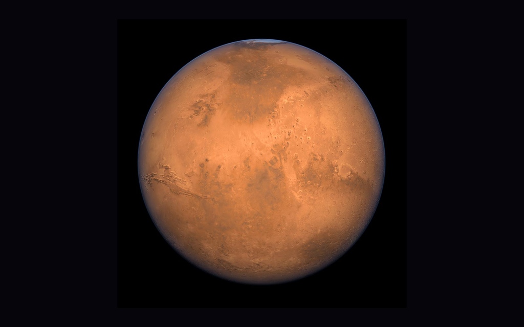 6 Best Telescopes to See Mars in 2023! 

1. Celestron Nexstar 5SE
2. Orion SkyQuest XT8 Dobsonian 
3. Celestron AstroMaster 70AZ Refractor 
4. Sky-Watcher 10-inch Dobsonian 
5. Celestron NexStar 6SE 
6. Meade Instruments Infinity 102mm AZ Refractor